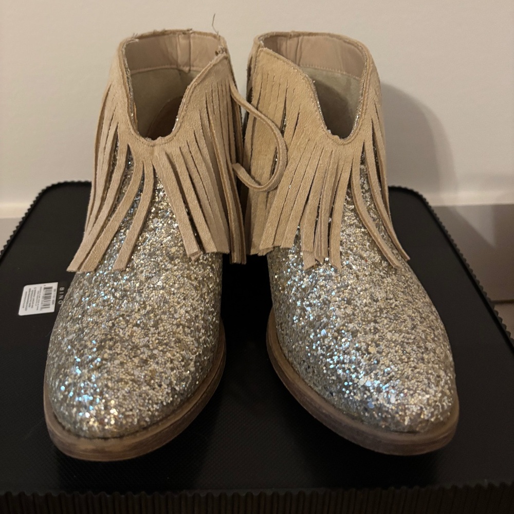 Women’s booties